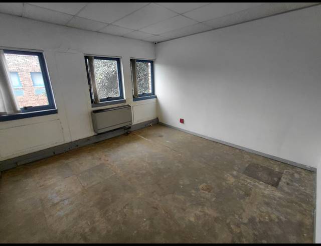 1,841M² OFFICE TO LET IN RANDJESPARK